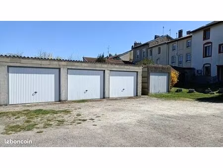 garage fermé box de stationnement garde-meubles à luneville