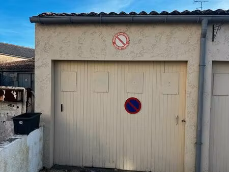 garage 17m2 centre ville de saujon
