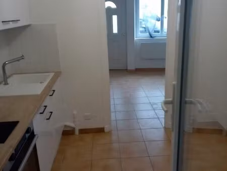 a a louer maison de ville. 55m2