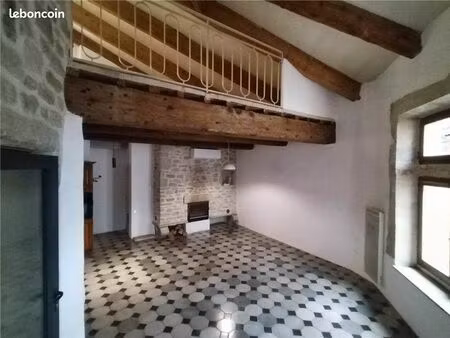 maison de village 3 pièces 65 m²