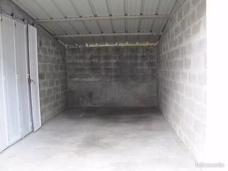 garage a louer vichy