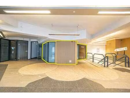 espace bureau avec parking aisé