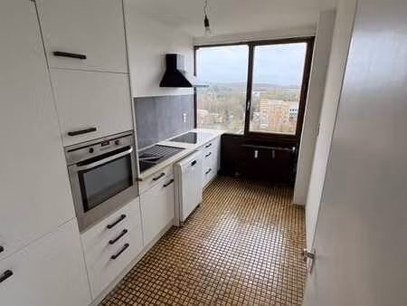 apt 2 chambre rénové – 90 m² – 15 min à pied de la gare