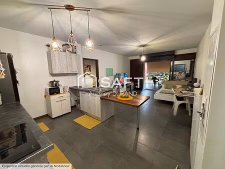 appartement t2 en rdc avec piscine et parking prive