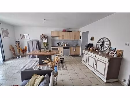 appartement t3 avec balcon