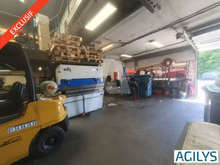 a vendre : entrepôt avec bureaux à savigny-le-temple à proximité de l'a5. idéale pme et pm