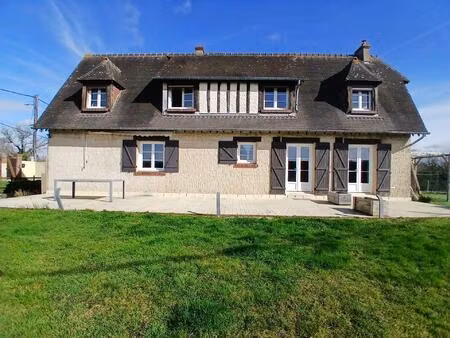 aviron  proche évreux  belle maison 4 chambres de 128m² sur sous sol