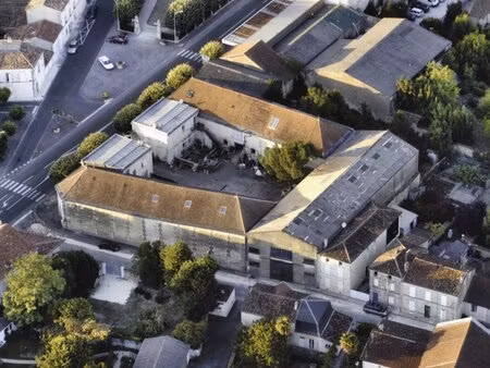 maison et dépendances