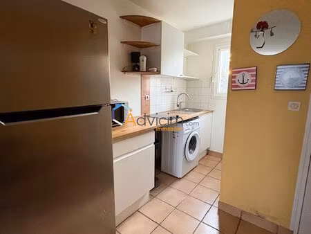 f 2 meuble de 25 m² en duplex