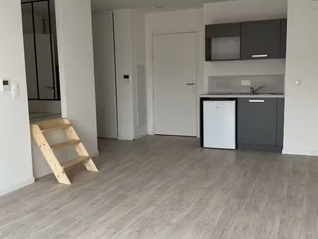louviers dans residence neuve avec ascenseur et espace commun pa