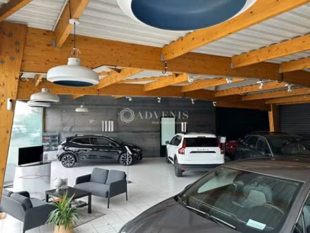 local commercial a louer