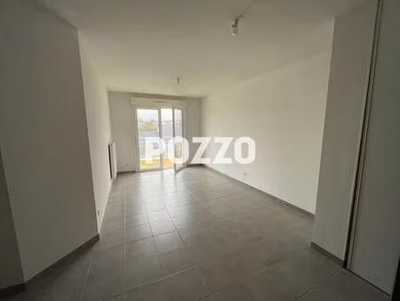 location appartement 3 pièces à granville (50400) : à louer 3 pièces / 57m² granville