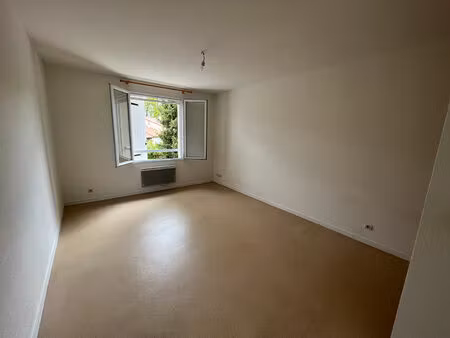 appartement 1 pièces 28 m² à louer mignaloux-beauvoir 86550 ? | era immobilier