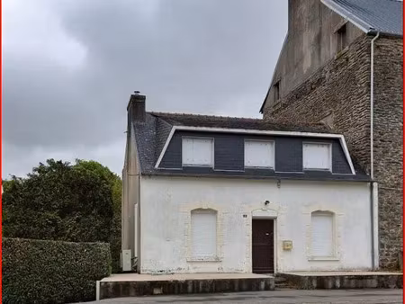 vente maison 4 pièces 80 m² à landeleau (29530)  23 000 €