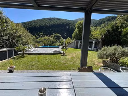 havre de paix avec chambres d'hôtes pleines de charme