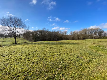 dpt gers (32)  à vendre proche de barcelonne du gers terrain à bâtir de 1570 m²  au calme