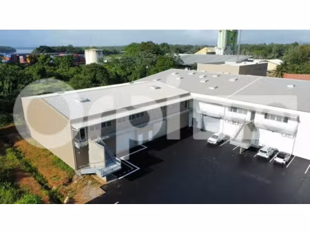 local d'activite a louer