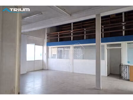 vente maison 2 pièces 132 m² versailleux (01330)