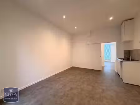 local commercial à louer 35.44 m² - paris 15e arrondissement (75015) - 1 313€