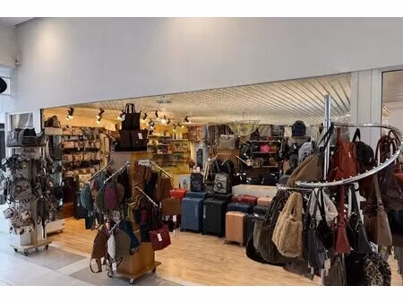 fond de commerce de maroquinerie à saint doulchard