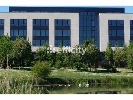 bureau 1 pièce - 35 m²