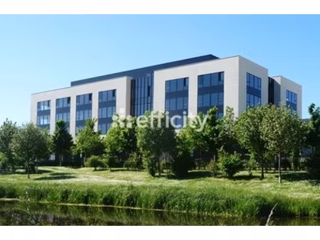 bureau 1 pièce - 50 m²