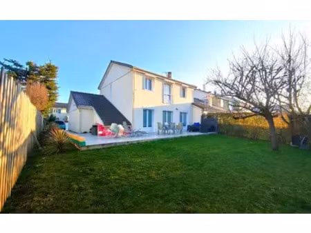 le mesnil-saint-denis (78320)