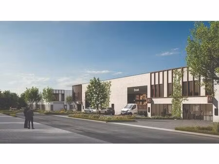 bedrijfshal +/- 966 m²