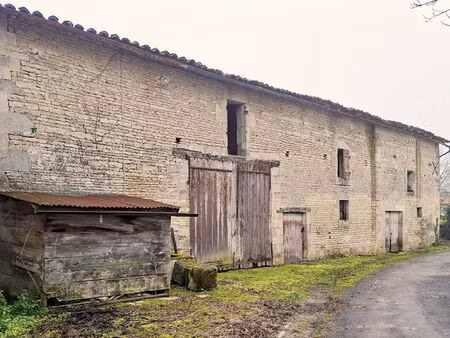 grange à rénover à matha