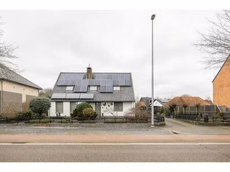 vrijstaande en instapklare woning te koop in pelt (shl)!