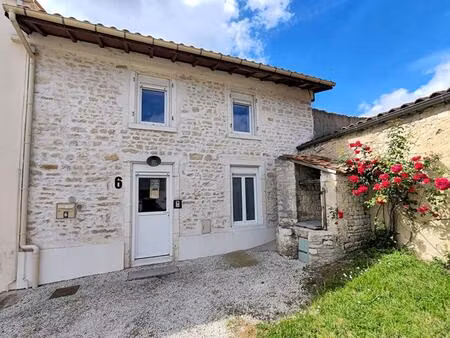 nuaille d aunis : maison 6 pièces  4 chambres 184 m2