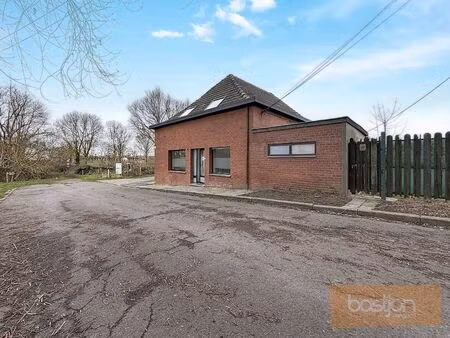 woning gelegen aan de leie met 3 slaapkamers