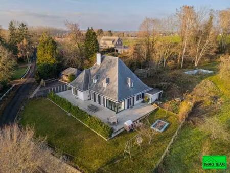 villa te koop in lennik