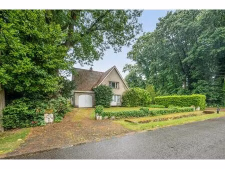 charmante te renoveren woning op 9a75ca