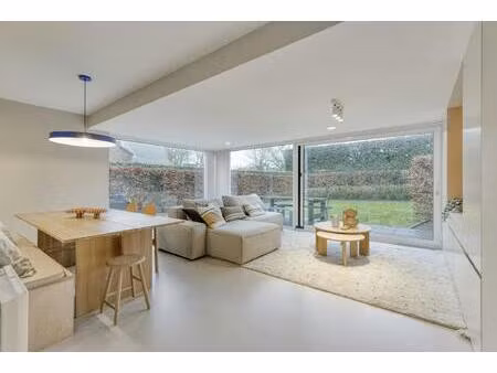 ruime villa met 5 slaapkamers in centrum sint-idesbald