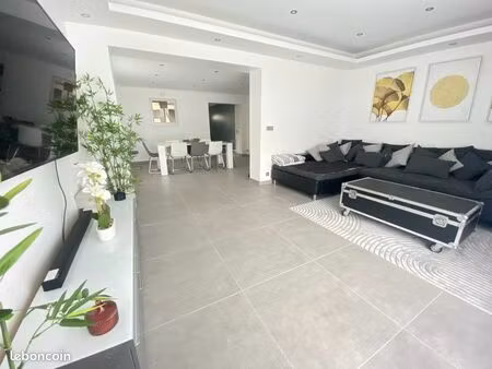 ? maison familiale + immeuble locatif – claye-souilly