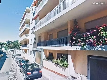 vente d'une grande place de parking sous-sol centre