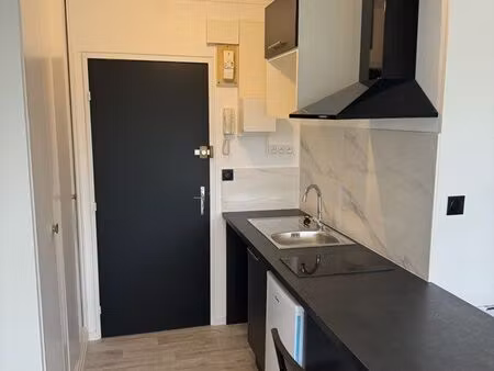 studio meublé 25 m² refait à neuf avec balcon  parking et cave – luisant