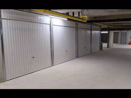 box de stockage et parking sous sol sécurisé