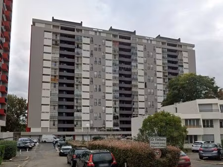 garage box pour moto   vélo   garde meuble