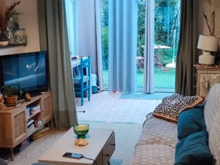 maison 2 ch avec cour