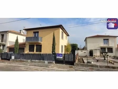 villa 4 pièces 93 m²