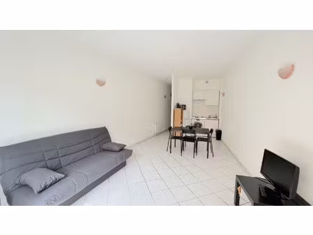 a louer appartement 1 piece meuble - saint andre de cubzac centre