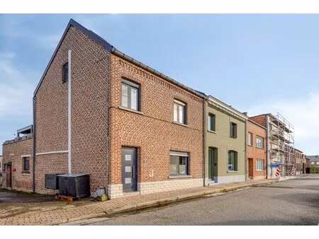 huis te koop in hoegaarden met 3 slaapkamers