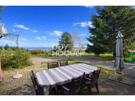 belle villa située à boen