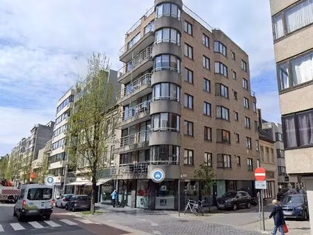 gemeubeld appartement met 2 slaapkamers in the president - hartje oostende