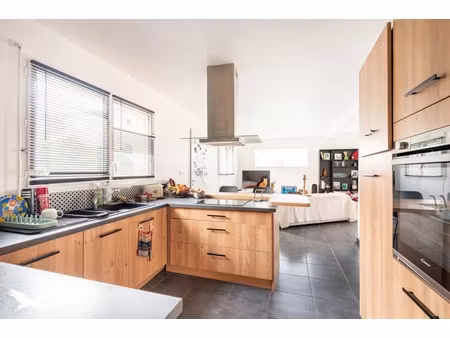 vente maison 5 pièces 108 m² à pencran (29800)  288 640 €