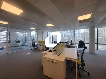 bureaux rénovés pmr et erp