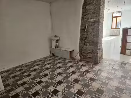 location local commercial saint-pierre-d'albigny 73250 - - surface privée