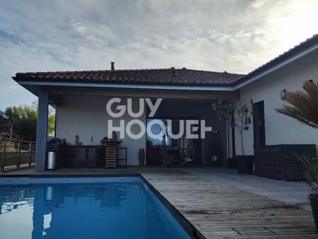 contemporaine de 116m2  3 chambres  piscine et garage